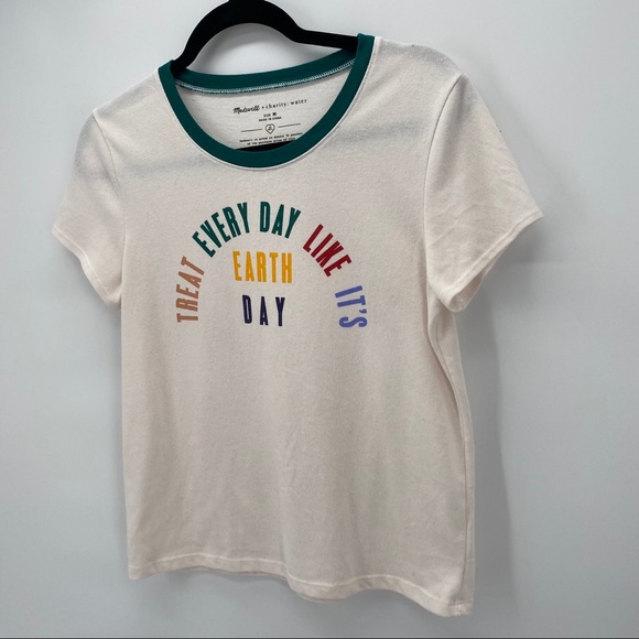 Madewell x charity: water - Lo-Fi Shrunken Tee - Picture 8 of 9